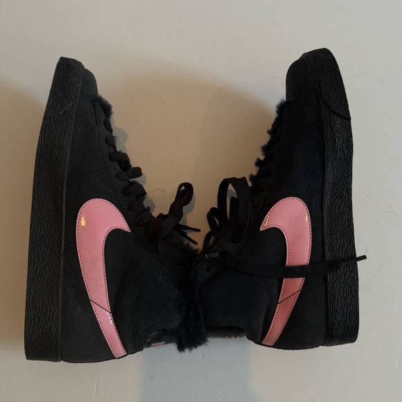 Nike Black and Pink High-Top Sneakers - Picture 8 of 10